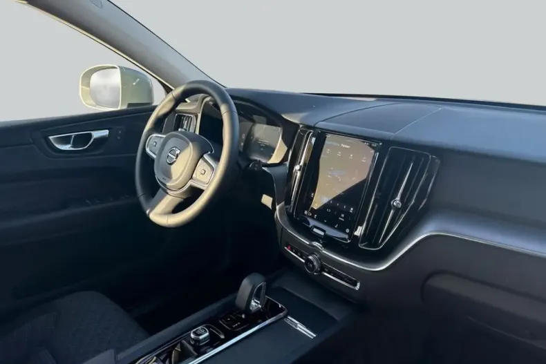 Volvo XC60 din 2024 cu 18.324 km - oferta VOL233435 - foto 11