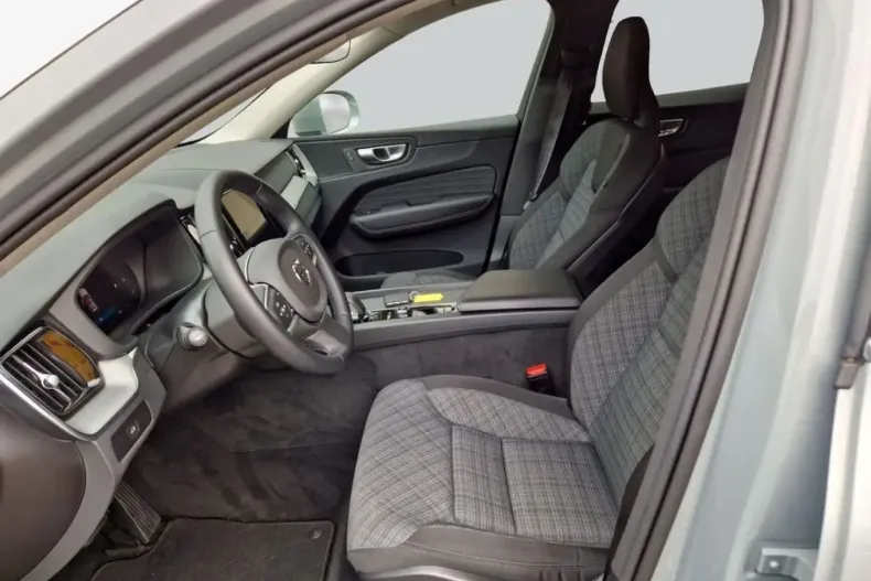 Volvo XC60 din 2024 cu 37.767 km - oferta VOL233438 - foto 8