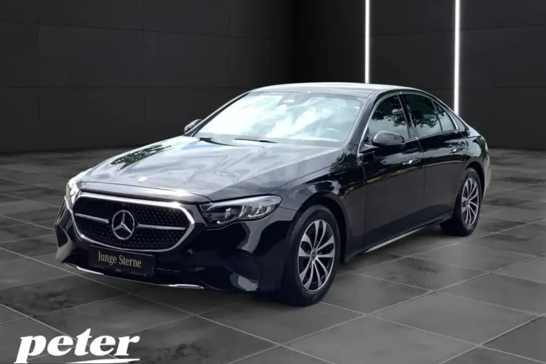 Mercedes-Benz E 220 (Clasa E) din 2025 cu 23.489 km - oferta MER233458 - foto 1