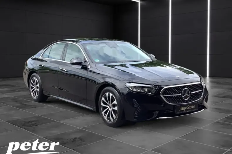 Mercedes-Benz E 220 (Clasa E) din 2025 cu 23.489 km - oferta MER233458 - foto 3