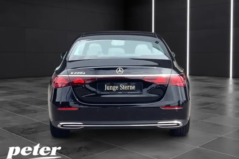 Mercedes-Benz E 220 (Clasa E) din 2025 cu 23.489 km - oferta MER233458 - foto 4