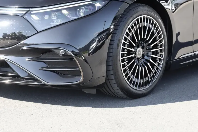 Mercedes-Benz EQS (Clasa S) din 2025 cu 9.900 km - oferta MER233470 - foto 10
