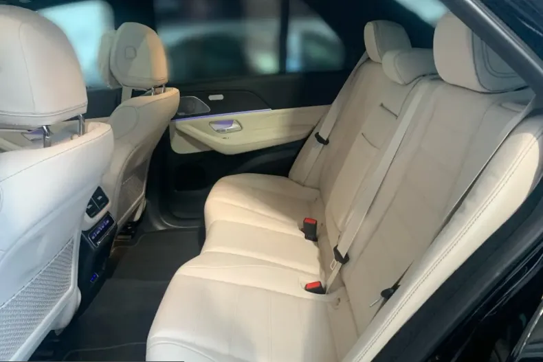 Mercedes-Benz GLE 450 (Clasa GLE) din 2025 cu 9.995 km - oferta MER233476 - foto 10