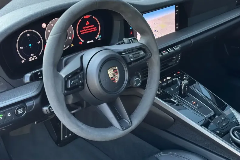Porsche 992 din 2025 cu 15.100 km - oferta POR233489 - foto 7