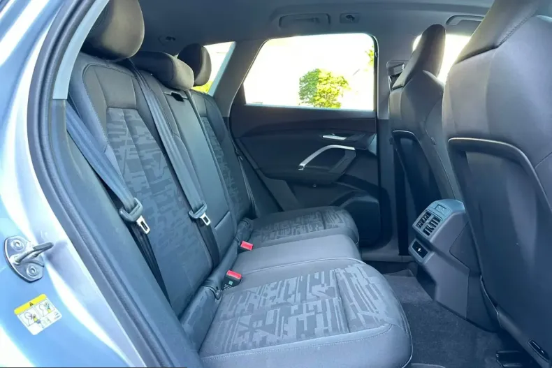 Audi Q5 din 2025 cu 17.000 km - oferta AUD233496 - foto 32