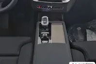 Volvo XC90 din 2025 cu 11.501 km - oferta VOL233497 - foto 5
