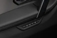 Land Rover Discovery Sport din 2025 cu 17.004 km - oferta LAN233504 - foto 12
