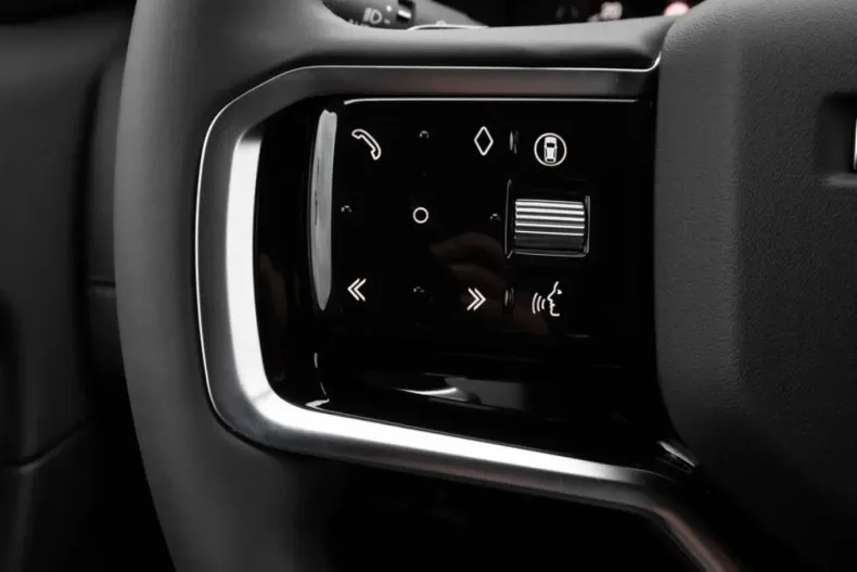 Land Rover Discovery Sport din 2025 cu 17.004 km - oferta LAN233504 - foto 24