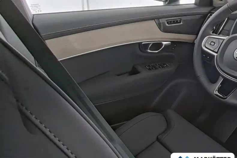Volvo XC90 din 2025 cu 16.299 km - oferta VOL233509 - foto 12