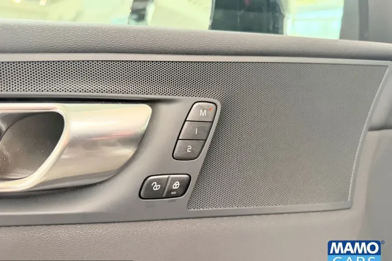 Volvo XC60 din 2025 cu 13.081 km - oferta VOL233510 - foto 42