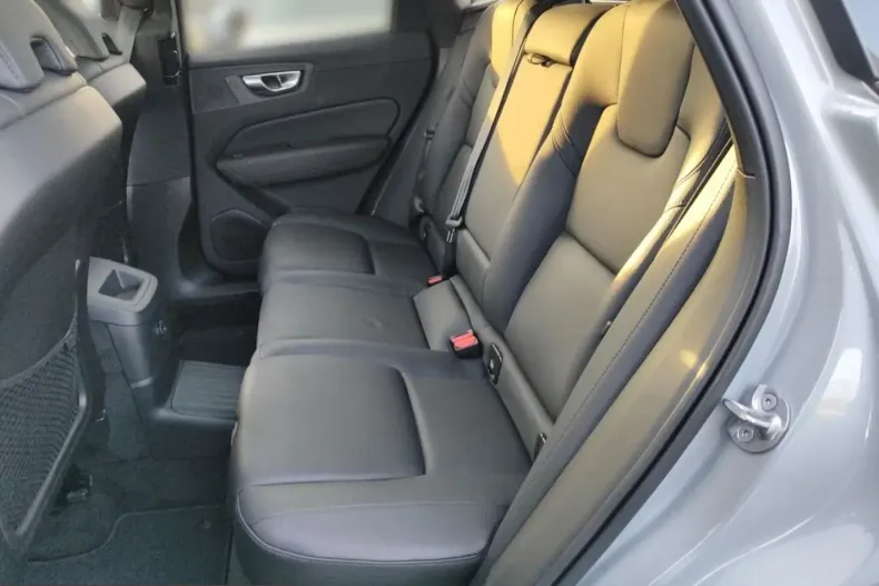 Volvo XC60 din 2025 cu 22.170 km - oferta VOL233515 - foto 17