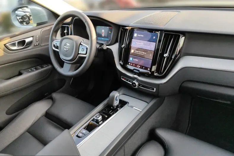 Volvo XC60 din 2025 cu 22.170 km - oferta VOL233515 - foto 18