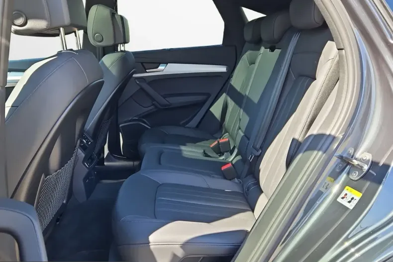 Audi Q5 din 2025 cu 11.035 km - oferta AUD233518 - foto 9