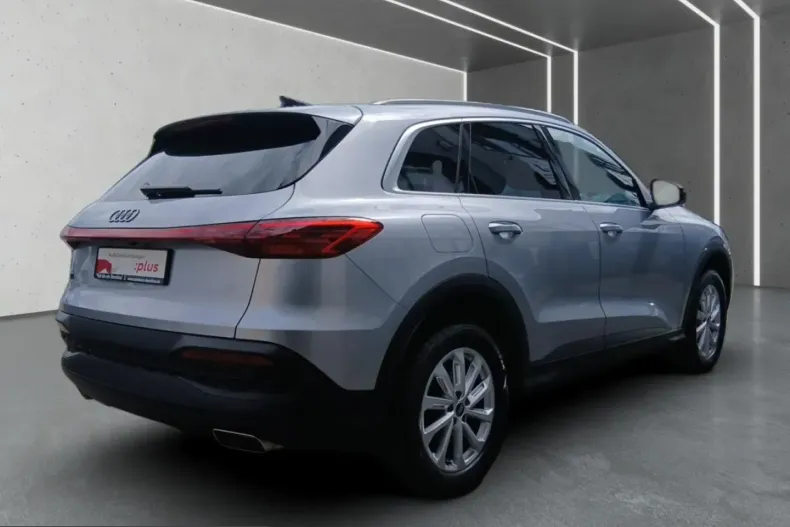 Audi Q5 din 2025 cu 17.566 km - oferta AUD233525 - foto 4