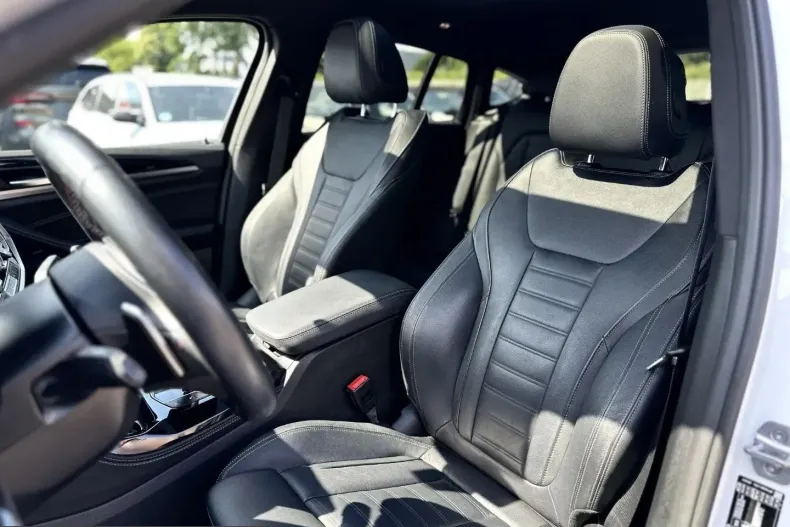 BMW X4 (Seria X) din 2023 cu 46.950 km - oferta BMW233533 - foto 13