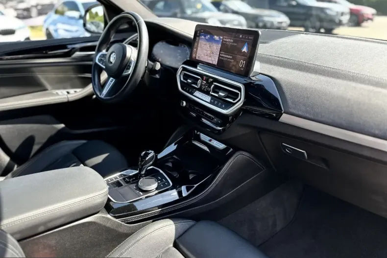 BMW X4 (Seria X) din 2023 cu 46.950 km - oferta BMW233533 - foto 20