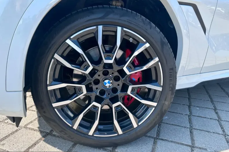 BMW X6 (Seria X) din 2025 cu 18.510 km - oferta BMW233534 - foto 3