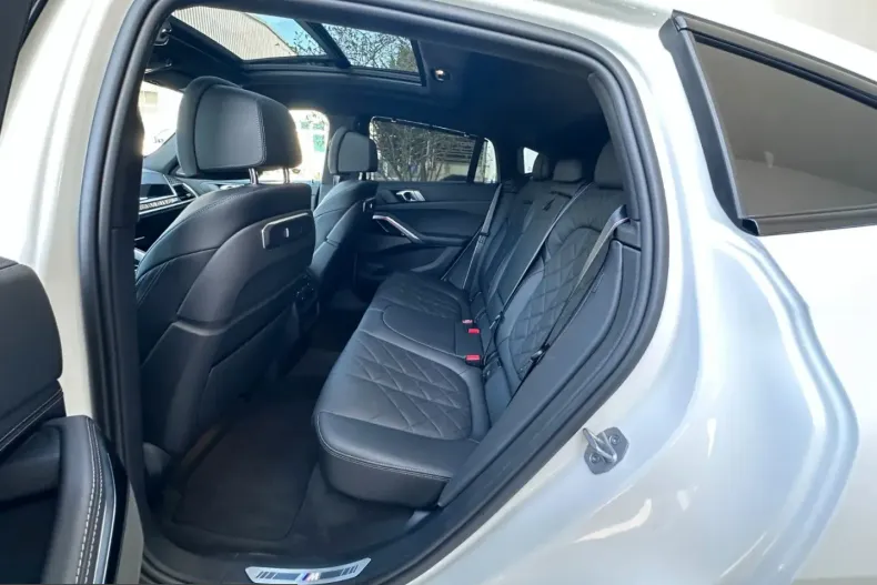 BMW X6 (Seria X) din 2025 cu 18.510 km - oferta BMW233534 - foto 19