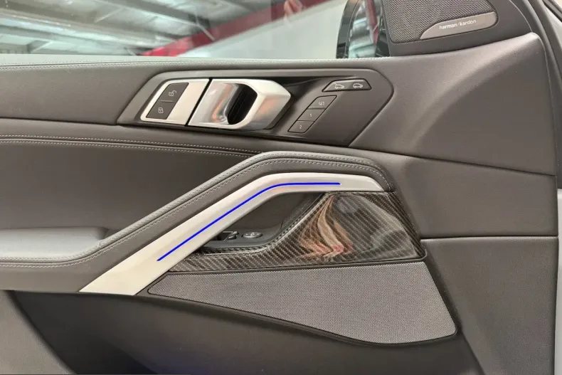 BMW X6 (Seria X) din 2025 cu 9.369 km - oferta BMW233535 - foto 8