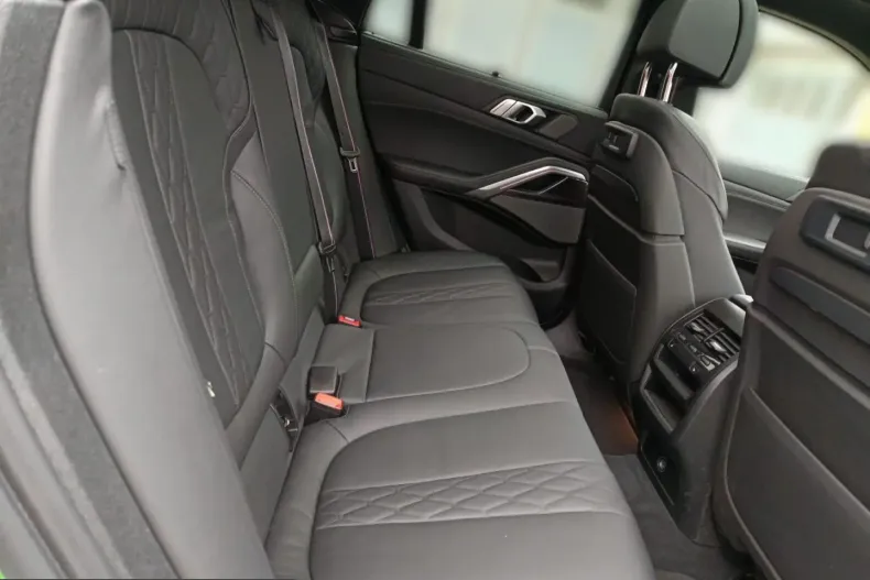 BMW X6 (Seria X) din 2022 cu 43.615 km - oferta BMW233540 - foto 23
