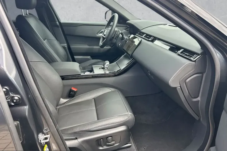 Land Rover Range Rover Velar din 2025 cu 14.900 km - oferta LAN233543 - foto 3