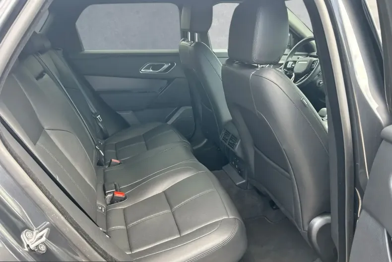 Land Rover Range Rover Velar din 2025 cu 14.900 km - oferta LAN233543 - foto 5