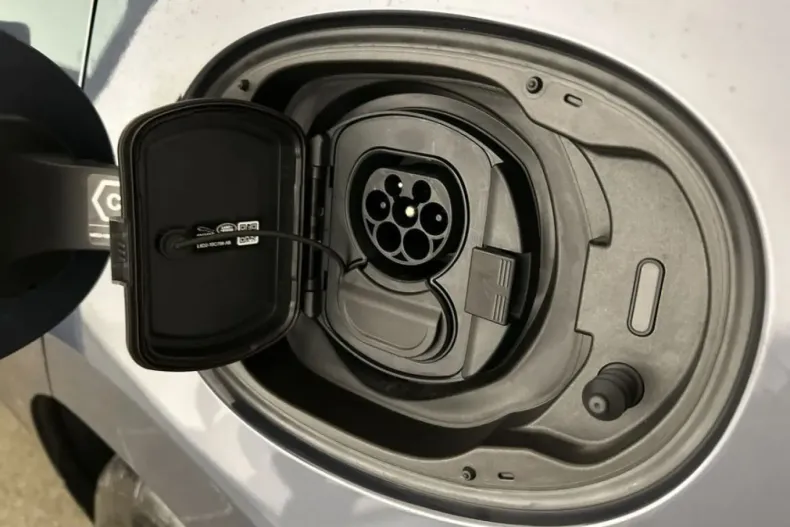 Land Rover Range Rover Velar din 2024 cu 9.097 km - oferta LAN233544 - foto 18