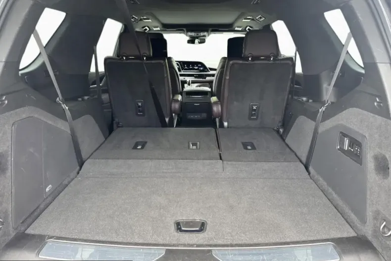 Cadillac Escalade din 2025 cu 41.000 km - oferta CAD233552 - foto 12
