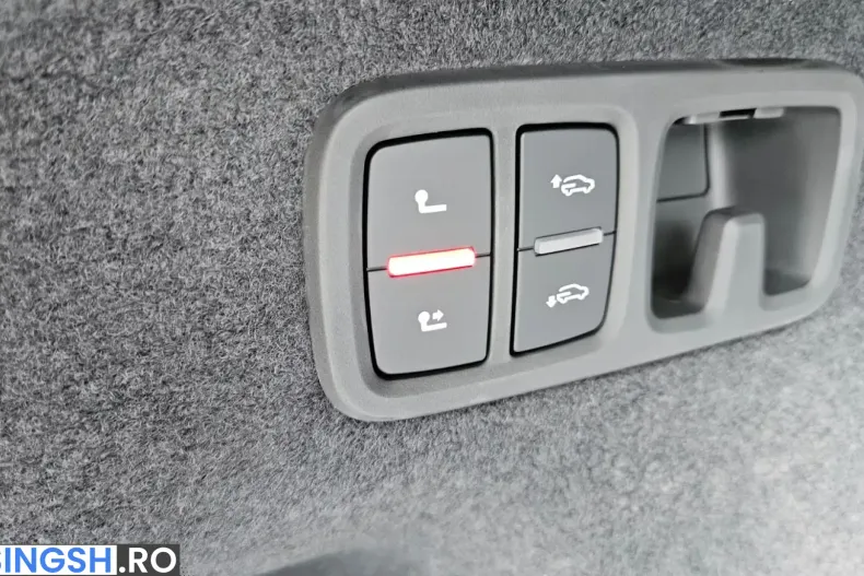 Audi Q8 din 2026 cu 110 km - oferta AUD233553 - foto 18