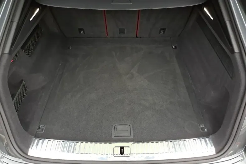 Audi SQ8 din 2023 cu 43.453 km - oferta AUD233555 - foto 12