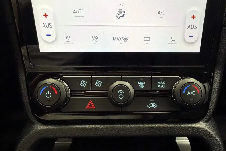 Ford Ranger din 2025 cu 9.800 km - oferta FOR233562 - foto 12