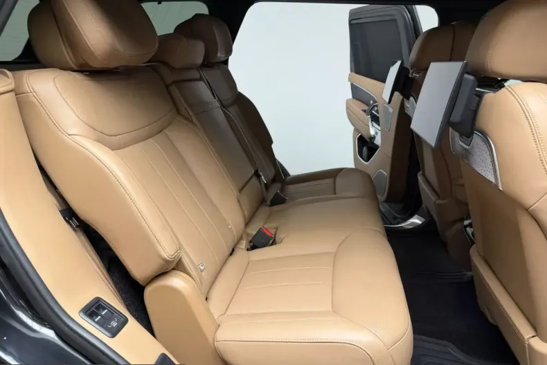 Land Rover Range Rover din 2024 cu 38.500 km - oferta LAN233567 - foto 10