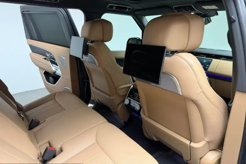 Land Rover Range Rover din 2024 cu 38.500 km - oferta LAN233567 - foto 11