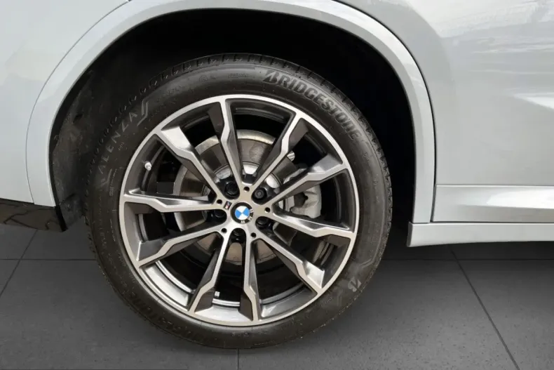 BMW X4 (Seria X) din 2025 cu 19.826 km - oferta BMW233576 - foto 13
