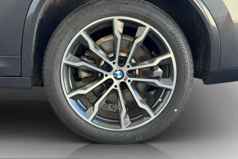 BMW X4 (Seria X) din 2025 cu 25.175 km - oferta BMW233577 - foto 9