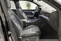 Volkswagen Touareg din 2024 cu 45.472 km - oferta VOL233581 - foto 4
