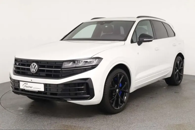 Volkswagen Touareg din 2024 cu 26.577 km - oferta VOL233582 - foto 1