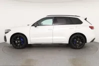 Volkswagen Touareg din 2024 cu 26.577 km - oferta VOL233582 - foto 4