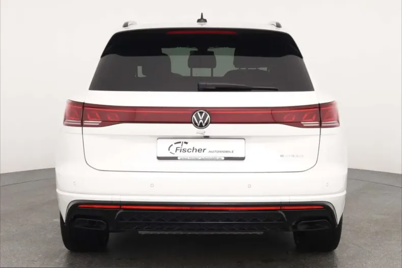Volkswagen Touareg din 2024 cu 26.577 km - oferta VOL233582 - foto 5