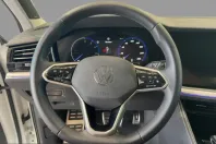 Volkswagen Touareg din 2024 cu 38.780 km - oferta VOL233585 - foto 7