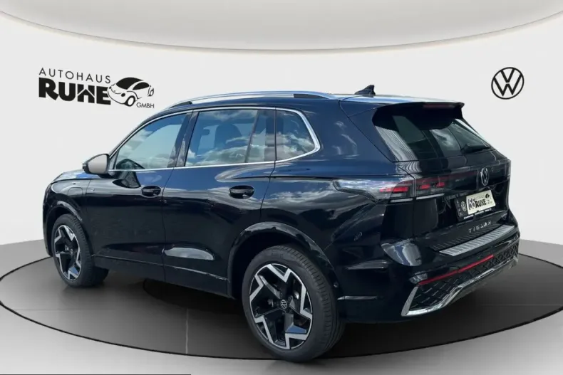 Volkswagen Tiguan din 2024 cu 44.526 km - oferta VOL233586 - foto 3