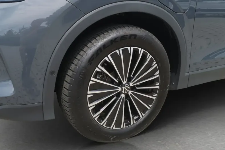Volkswagen Tiguan din 2025 cu 24.484 km - oferta VOL233590 - foto 13
