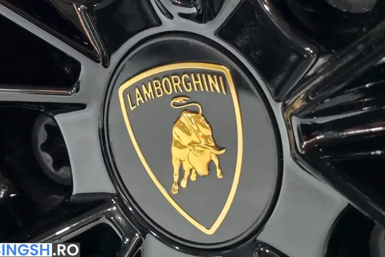 Lamborghini Urus din 2023 cu 9.812 km - oferta LAM233593 - foto 23