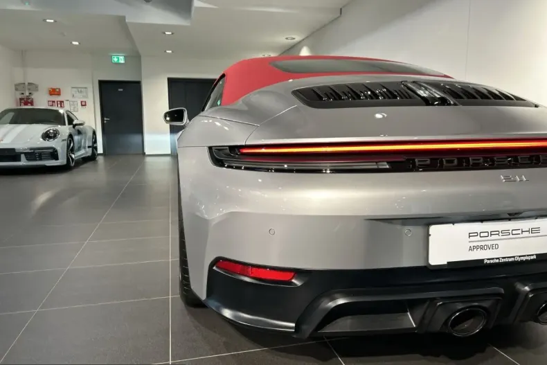 Porsche 992 din 2025 cu 13.500 km - oferta POR233595 - foto 10