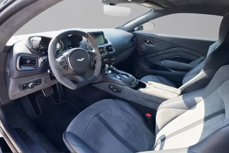 Aston Martin V8 Vantage din 2023 cu 10.435 km - oferta AST233601 - foto 20