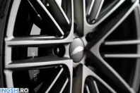 Aston Martin DB12 din 2026 cu 51 km - oferta AST233602 - foto 7