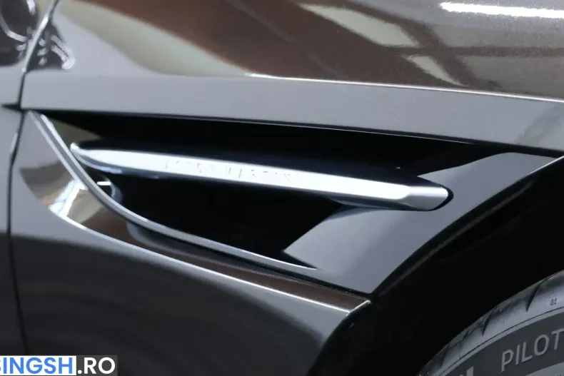 Aston Martin DB12 din 2025 cu 8.500 km - oferta AST233606 - foto 14