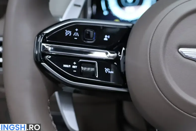 Aston Martin DB12 din 2025 cu 8.500 km - oferta AST233606 - foto 17