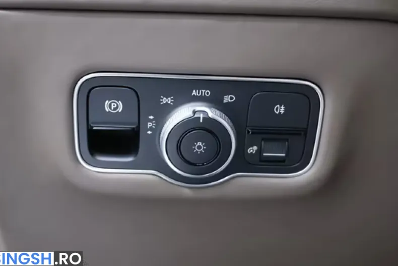 Aston Martin DB12 din 2025 cu 8.500 km - oferta AST233606 - foto 27