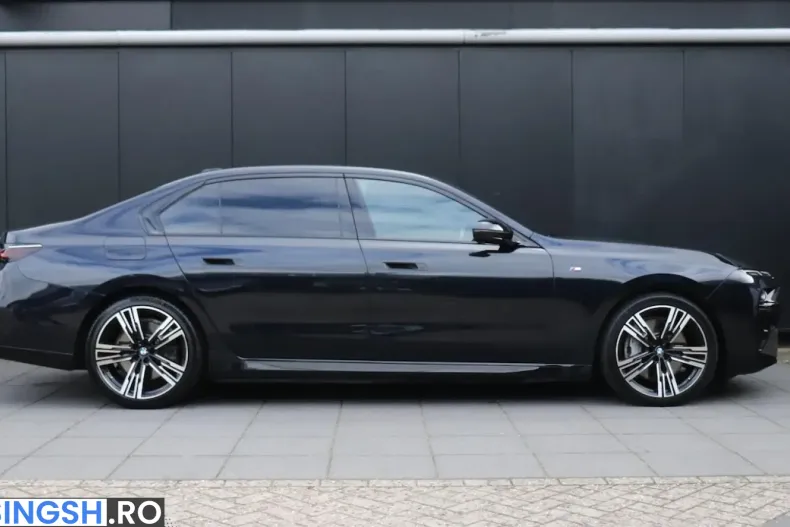 BMW 750 (Seria 7) din 2024 cu 63.967 km - oferta BMW233610 - foto 6